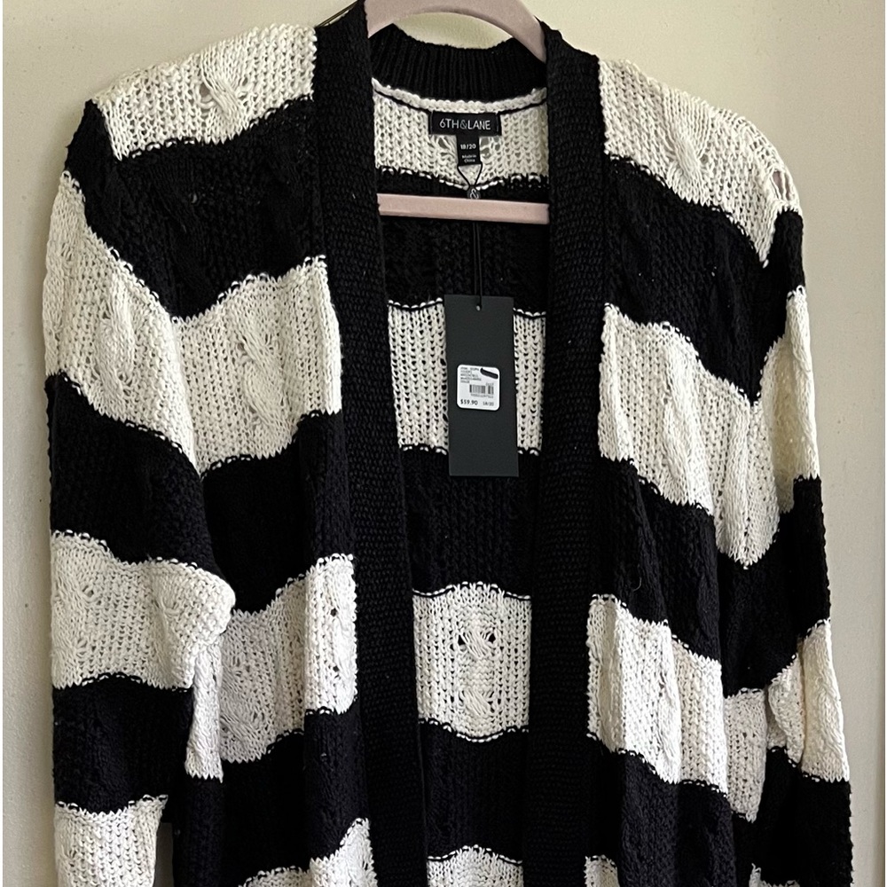 Mid length sweater size 18/20